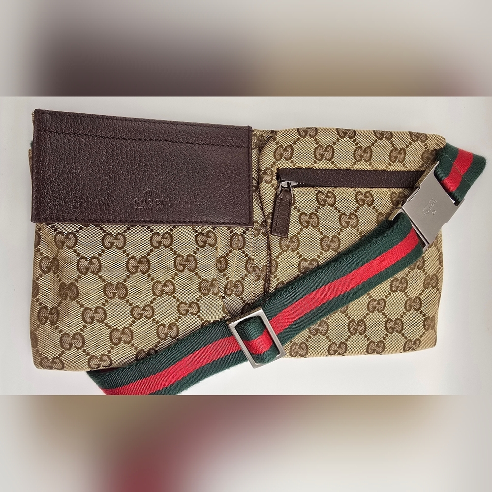 SOLD‼️Authentic Gucci Brown Monogram Front Bag